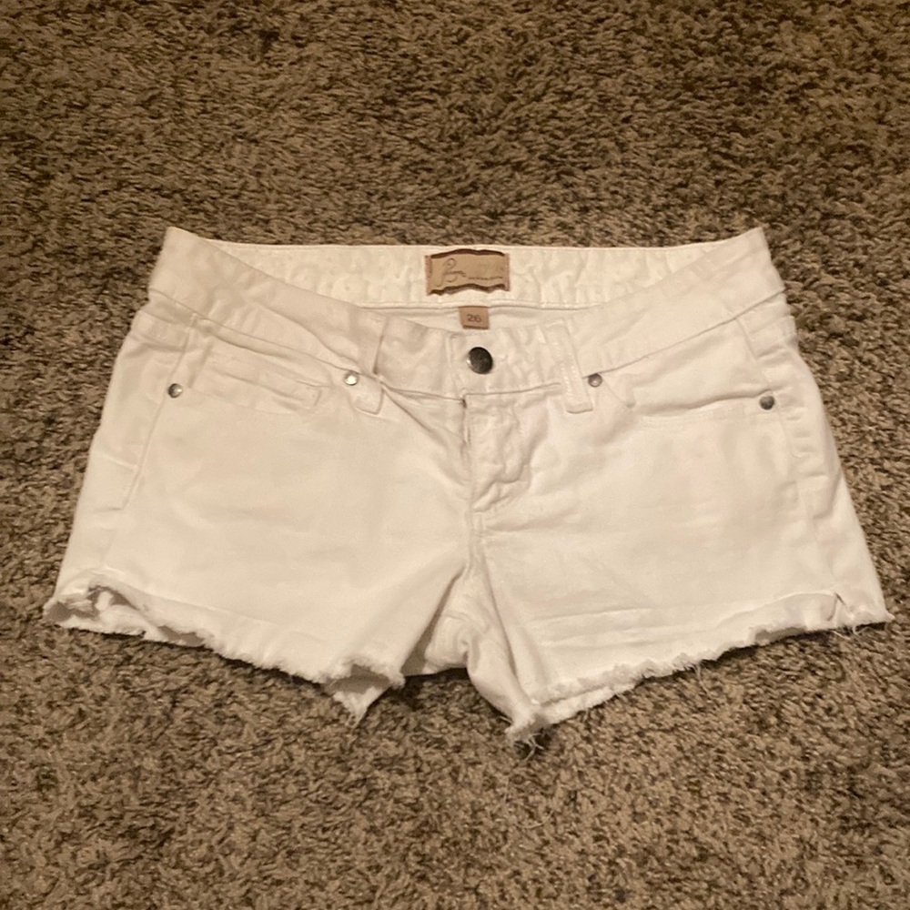 Paige White Cut Off Jean shorts Size 26